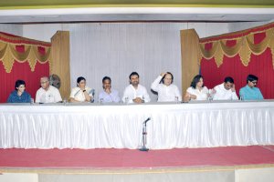 Bhavnagar: Interaction Between Board Toppers